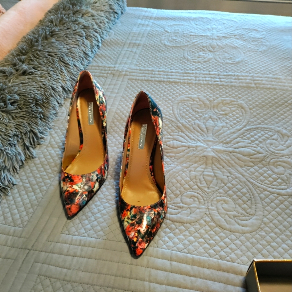 BCBS Multi Color Pumps